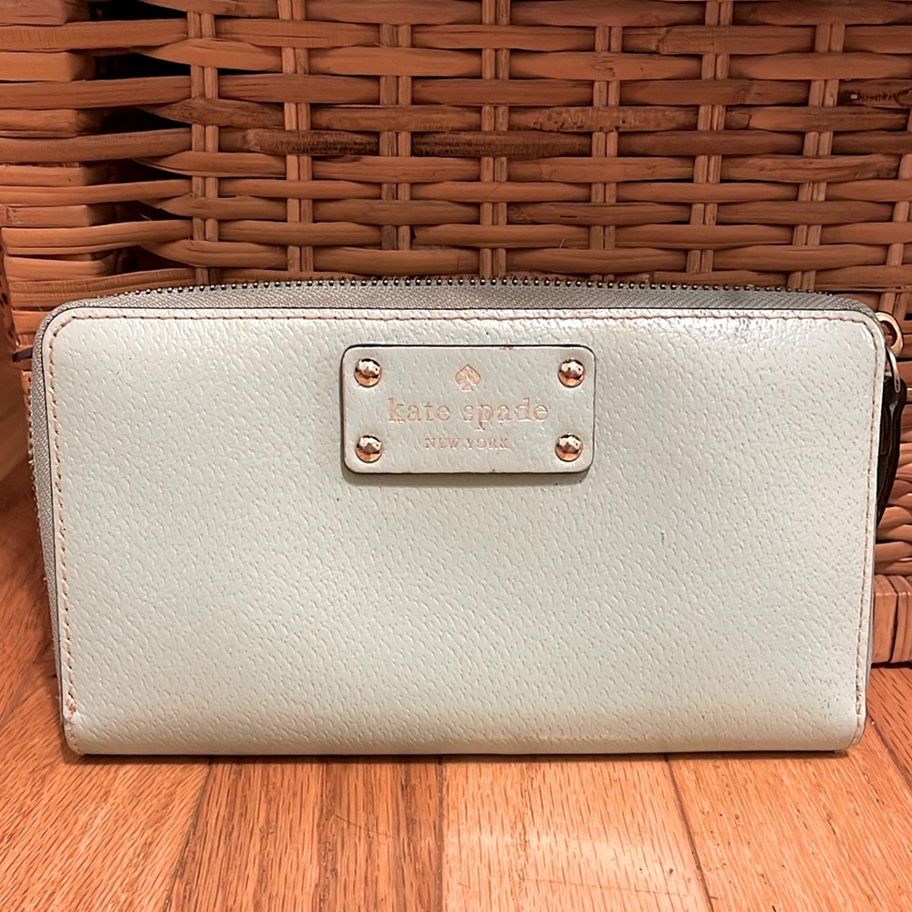 Kate Spade Mint Green Wallet